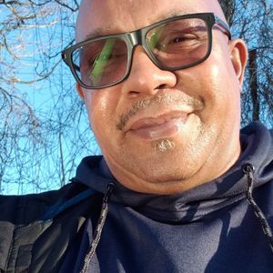 Meet your Posher, Derek